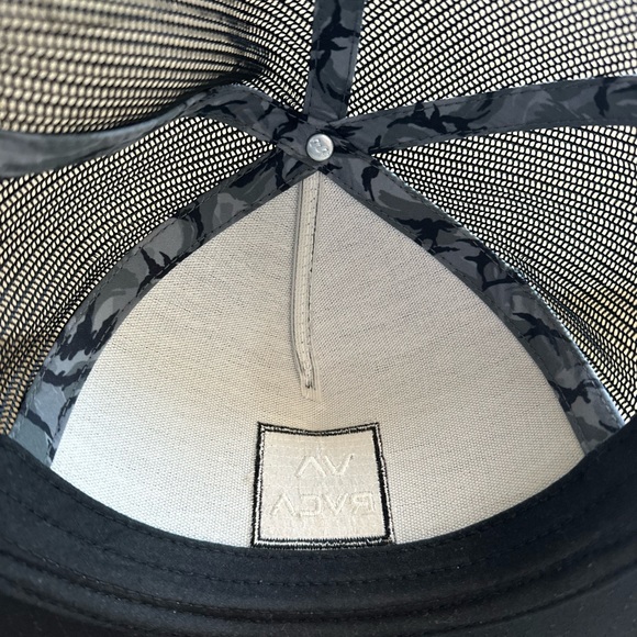 Men’s RVCA Hat - Picture 3 of 3